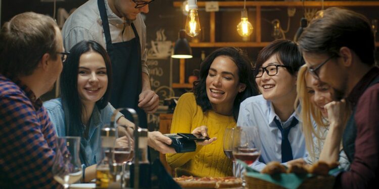 Clover Business and Start Up Development - 15 EPoS systems for restaurants and cafés