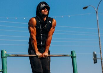 Entrepreneurship is evolving in the UK: the emergence of team-based ventures and habitual entrepreneurs.